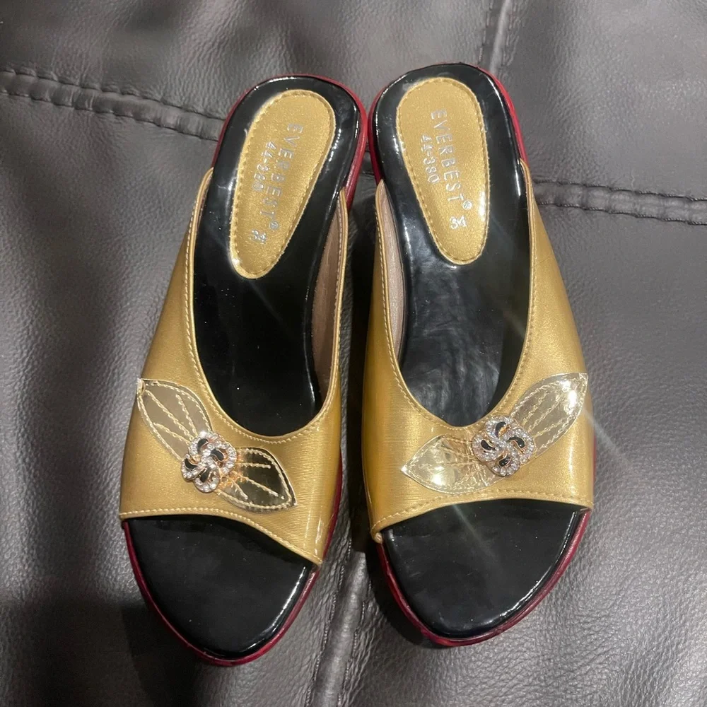 Stylish‎ Gold Kids Dress Shoes